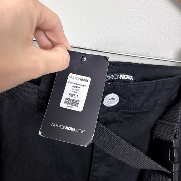 NWT Fashion Nova Operation Cargo Black Utility Jogger Pants Large New High Rise - Picture 6 of 6
